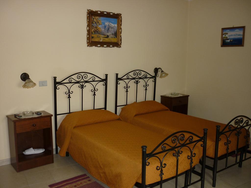 Albergo Vittoria Taviano  Pokoj fotografie