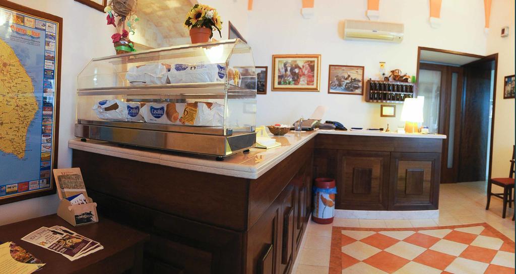 Albergo Vittoria Taviano  Exteriér fotografie
